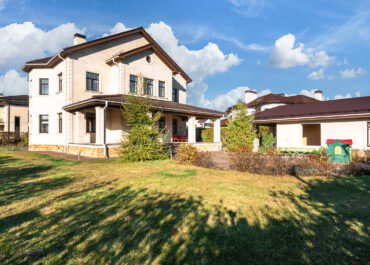 2-уровневый коттедж, 450 м2, 195&nbsp;000&nbsp;000 руб.